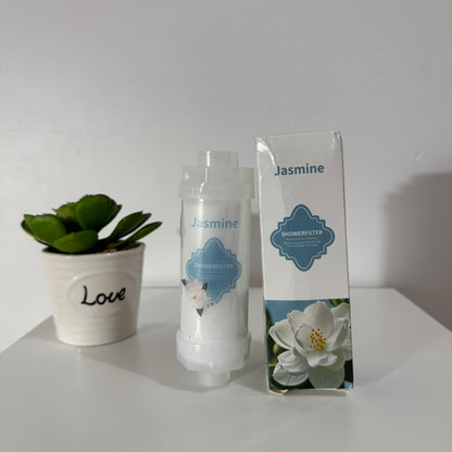 Vitamin C Shower Filter – Softer Skin & Shinier Hair